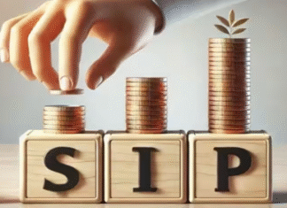 सिर्फ 100 रुपये रोज़ बचाकर बन सकते हैं करोड़पति, जानें पूरा फॉर्मूला