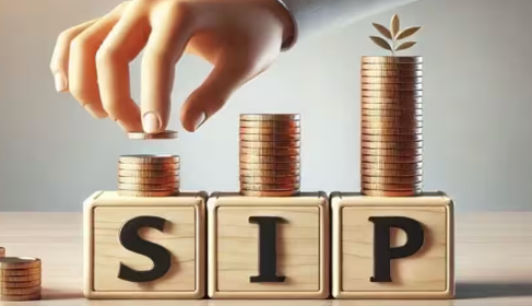 सिर्फ 100 रुपये रोज़ बचाकर बन सकते हैं करोड़पति, जानें पूरा फॉर्मूला